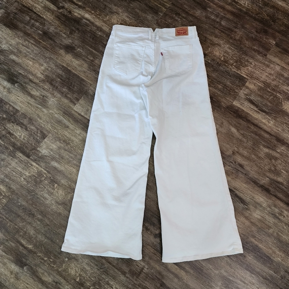 Levi Women's White Wide-Leg Jeans Shaping Size 32 Medium rise. NWOT - Picture 10 of 11
